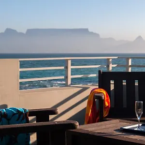 https://bokkombaai.hotels-capetown.com